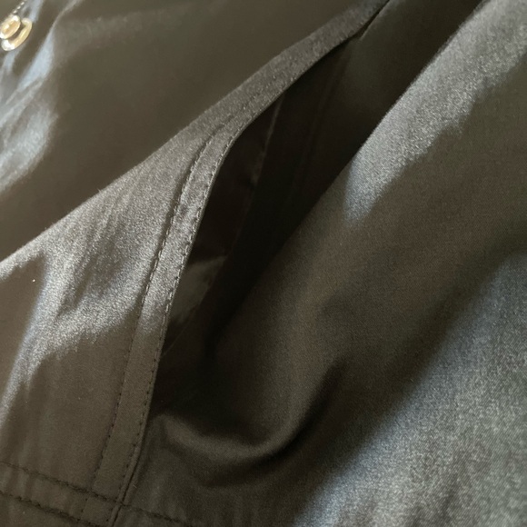 Stylish Black Women's Crop Jacket - Picture 11 of 16